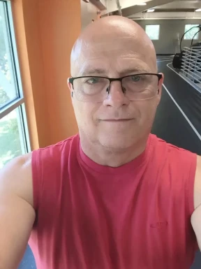 American men looking for love