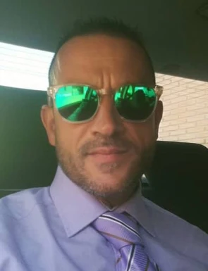 English men looking for love