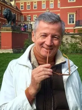 American men looking for love