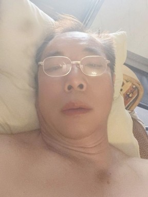 Foreign men for dating
