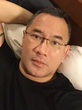 American men looking for love