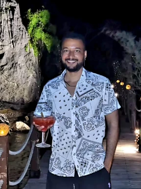 Spanish men looking for love