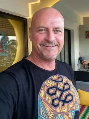 American men looking for love
