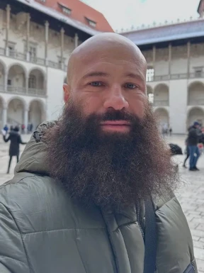 American men looking for love