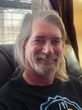 English men looking for love