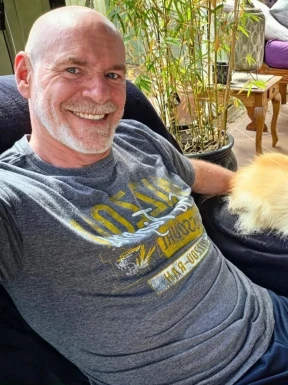 American men looking for love
