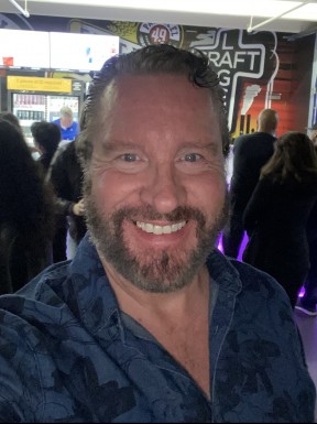 Canadian men looking for love